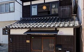 千日ハウス